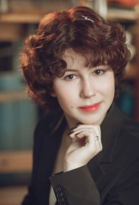 Попова Яна